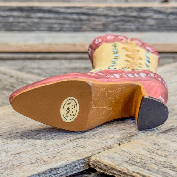 Victorian Style Cream & Mauve Floral Lace Up Heeled Boot Resin Figurine - Picture 8 of 8